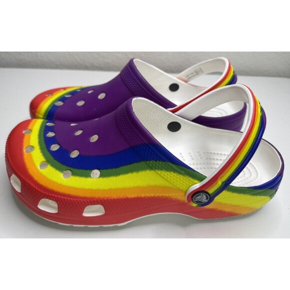 Crocs Classic Rainbow Dye Graphic Slip Resistant Clogs Size Men 10 Women’s 12 - Picture 4 of 12